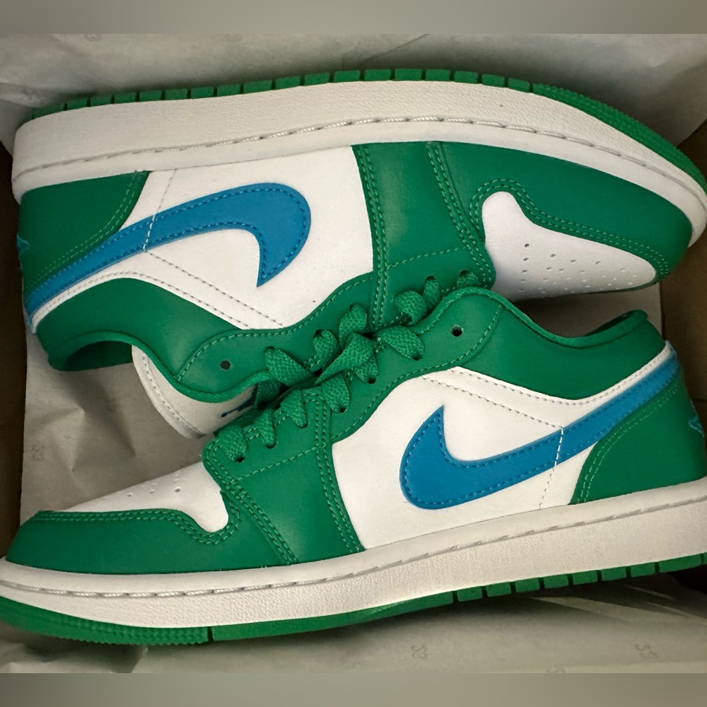 Women’s Jordan 1 Low Lucky Green Aquatone